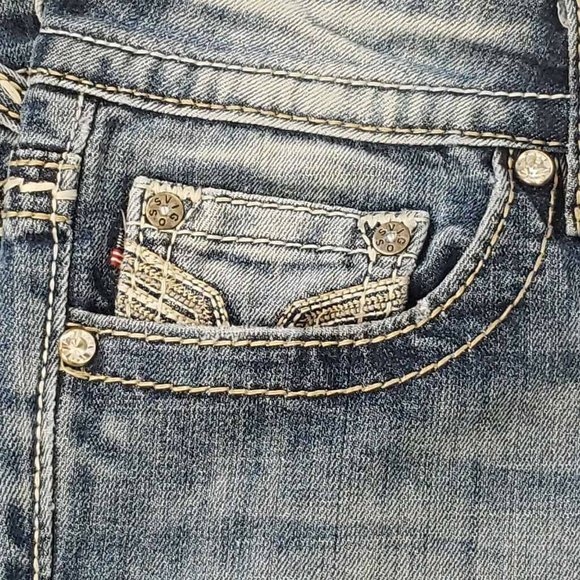 Vigoss Womens Capri Jeans Blue Stretch Pockets Embroidered Medium Wash Denim 7 - Picture 9 of 12